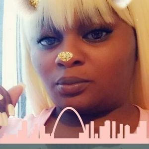 Meet your Posher, Byrdie